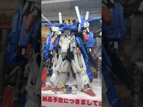 【ガンプラ展示】MGフルアーマーZZガンダムVer.Kaの劇中登場時の武装に加え付属のハイパー・メガ・カノンも展示して… サムネイル