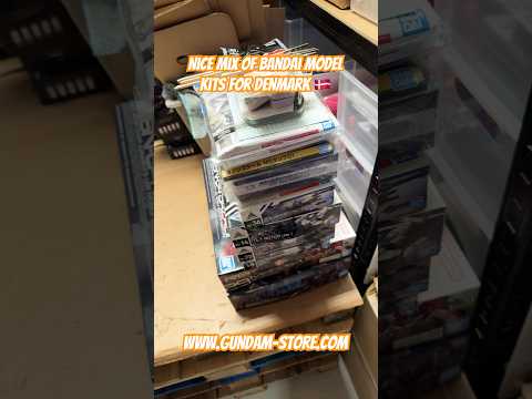 Nice mix of Bandai model kits for Denmark 🇩🇰 gundam gunpla…