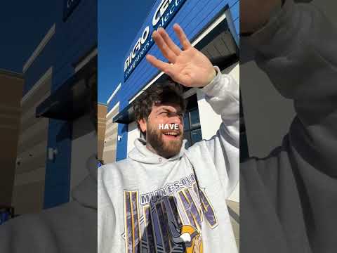 I CAN’T BELIEVE THIS STORE HAS POKEMON CARDS 🤯 pokemon shor… サムネイル